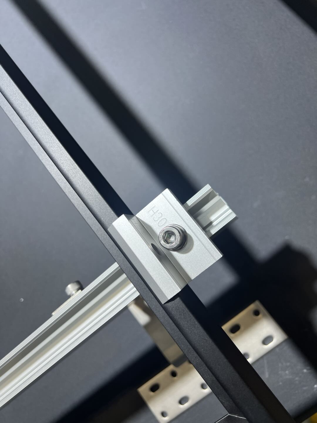 NovaClamp End Clamp profile connection